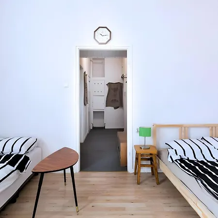 Rynek - Olawska - 50 Metrow Do Rynku - Old Market Square *